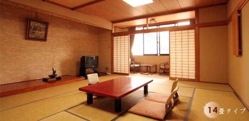 Отель 楽気ハウス甲斐路 Raki House Kaiji Fuefuki Экстерьер фото